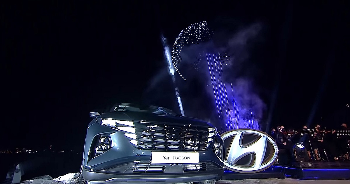 Шоу дронов Геоскан для презентации нового автомобиля Hyundai Tucson в Турции